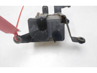 Блок АБС 4S612M110CC   Ford  Fiesta  2000 - 2001 года