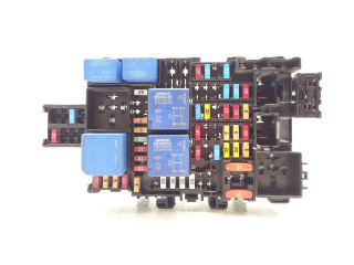 Pojistková skříňka 243805499R, 63570069 Renault Captur 2020