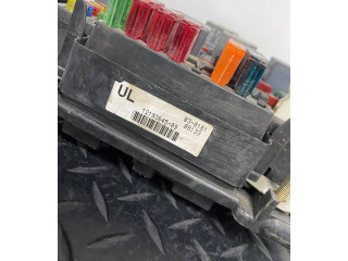   Pojistková skříňka 12193645   Cadillac Escalade 2005