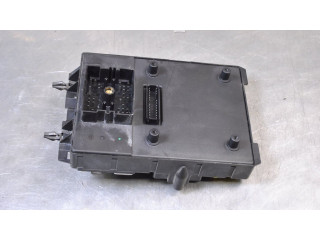 Блок предохранителей    Jeep Grand Cherokee (WJ)    