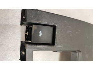 Другая деталь салона