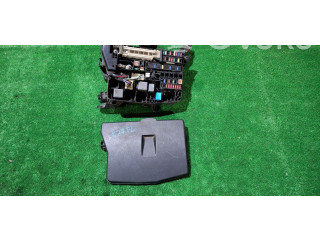 Pojistková skříňka Toyota Avensis T270 2015