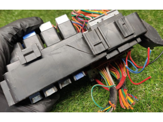 Блок предохранителей 919501G010   KIA Rio    