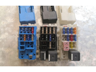 Блок предохранителей Volvo S80