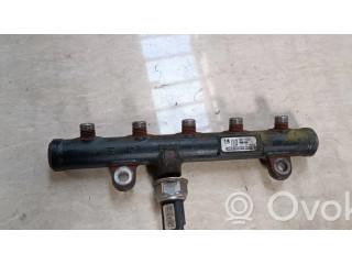 Топливная рампа 9681649580 Citroen C8 2.0