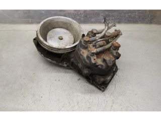 Vstřikovací lišta 0438120185, 035133353AB Audi 100 200 5000 C3