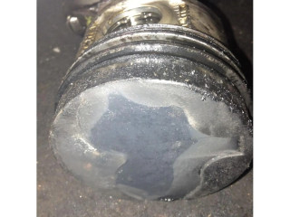 Поршень с шатуном Nissan Patrol 260