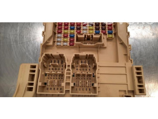 Блок предохранителей  91957J7140   KIA Ceed    