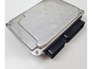 Блок управления двигателя 0281012318   Skoda Fabia Mk1 (6Y)