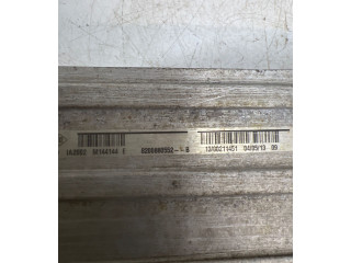 Интеркулер  8200880552   Dacia Duster 