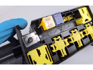 Pojistková skříňka 0K53A67BX1 KIA Carnival 2005