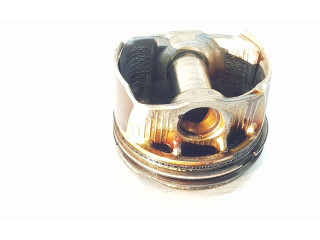  Поршень с шатуном  120A18015R, 120A18015R  Dacia Sandero  