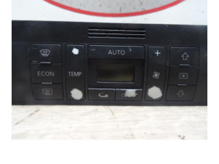 Блок управления климат-контролем    Audi A2