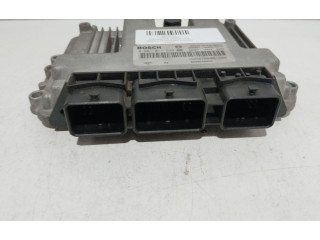 Řídící jednotka 0281011529 Nissan Primastar 2006