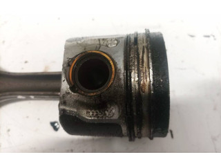 Поршень с шатуном Skoda Octavia Mk2 (1Z)