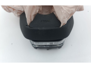 Подушка безопасности водителя 5E3880201AC   Skoda Octavia Mk4