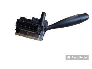 Ручка стеклоочистителей 173647 Daihatsu Terios