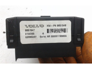 Блок предохранителей 8651548 Volvo V70