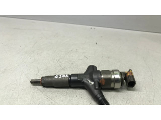 Vstřikovač 16613AA020   Subaru Outback  pro naftový motor 2.0  