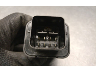 Блок предохранителей 91212-J7330, 91956-J7202   KIA Xceed    