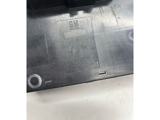 Pojistková skříňka PA66GF14, 22760635 Chevrolet Camaro 2011