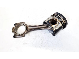 Píst Audi A3 S3 8P pro naftový motor 1.9