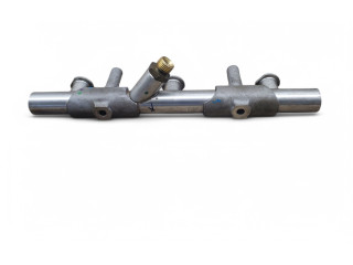 Vstřikovací lišta 06E130090AJ Audi Q7 4M