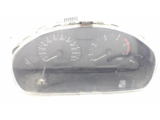 Панель приборов MR381001 Mitsubishi Carisma