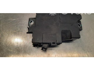 Блок предохранителей 32265589 Volvo XC40