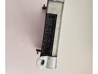 Блок управления двигателя E2T86886M3, Z5B518881C   Mazda 323