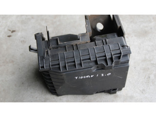   Pojistková skříňka 1K0937629A, 140KM   Volkswagen Tiguan 2009