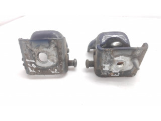 Передний комплект петлей