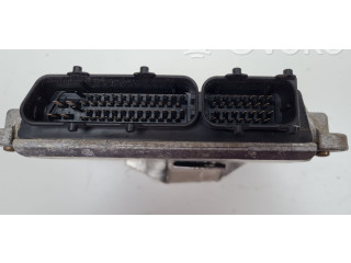 Блок управления двигателя 06A906018FH, 0261206266   Skoda Octavia Mk1 (1U)