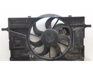 Вентилятор радиатора     0130307001, 30741630    Volvo V50 2.4