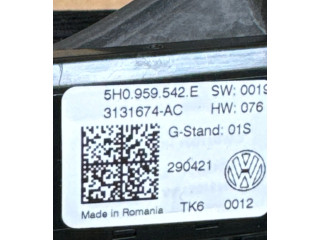 Руль Volkswagen Golf VIII 2019 - года 5H0959542E, 290421