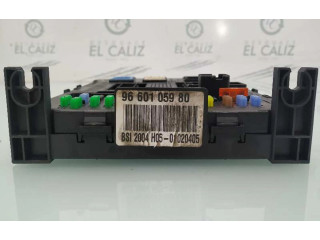 Блок предохранителей 9660105980 Citroen C4 I