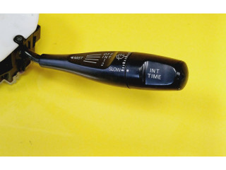 Ручка стеклоочистителей MB863523 Mitsubishi Colt