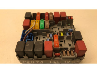   Pojistková skříňka 31032010, 081953   Fiat Punto (199) 2010