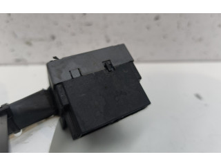 Ручка стеклоочистителей 7700832722   Renault Twingo I