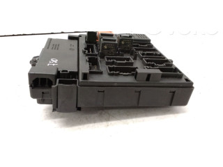 Блок предохранителей 6911922, 6978265   BMW Z4 E85 E86    