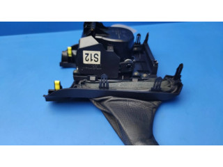 Передний держатель чашки