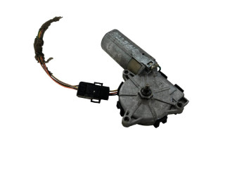 Моторчик заднего дворника 0390201409    Volvo V70