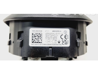 Подушка безопасности водителя 985106431R   Renault Clio V