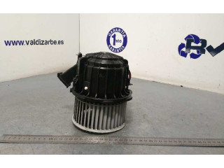 Вентилятор печки    8T1820021   Audi A4 Allroad