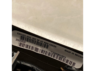 Volant Cadillac SRX 2005 34037168B, T1QN090N10874