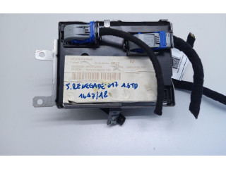 Блок комфорта Jeep Renegade