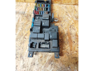 Блок предохранителей 8637841, 518717004 Volvo V70