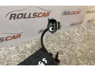 Моторчик стеклоочистителя 0390206211    Volvo S80