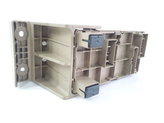 Блок предохранителей 82201FG010   Subaru Forester SH       