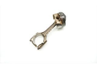 Píst AWA Audi A4 S4 B6 8E 8H AWA